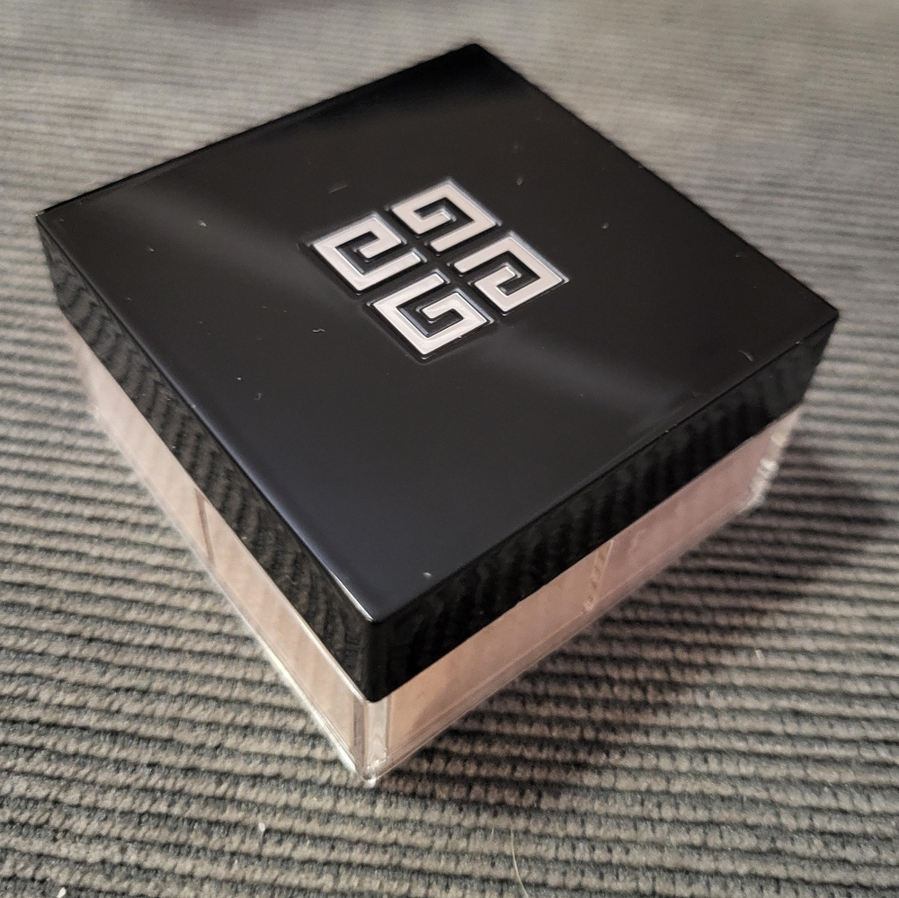 Givenchy Original Formula Prisme Libre Loose Powder New!